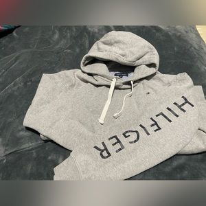 XL Tommy Hilfiger Hoodie